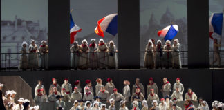 ANDREA CHENIER. RIVOLUZIONE, AMORI E MORTE: UN’OPERA VISSUTA DIETRO LE QUINTE