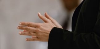 ELOQUENZA DEI GESTI